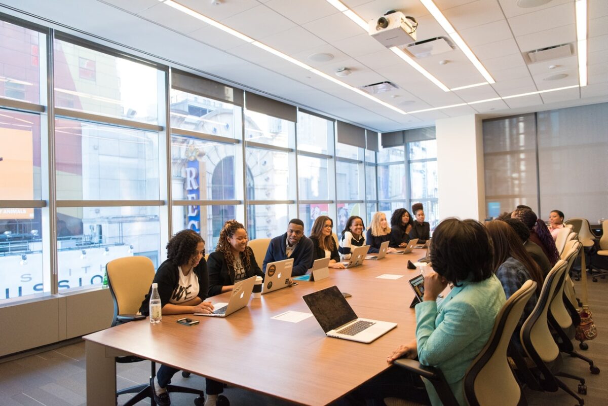 How to Plan a Corporate Meeting in a Hotel