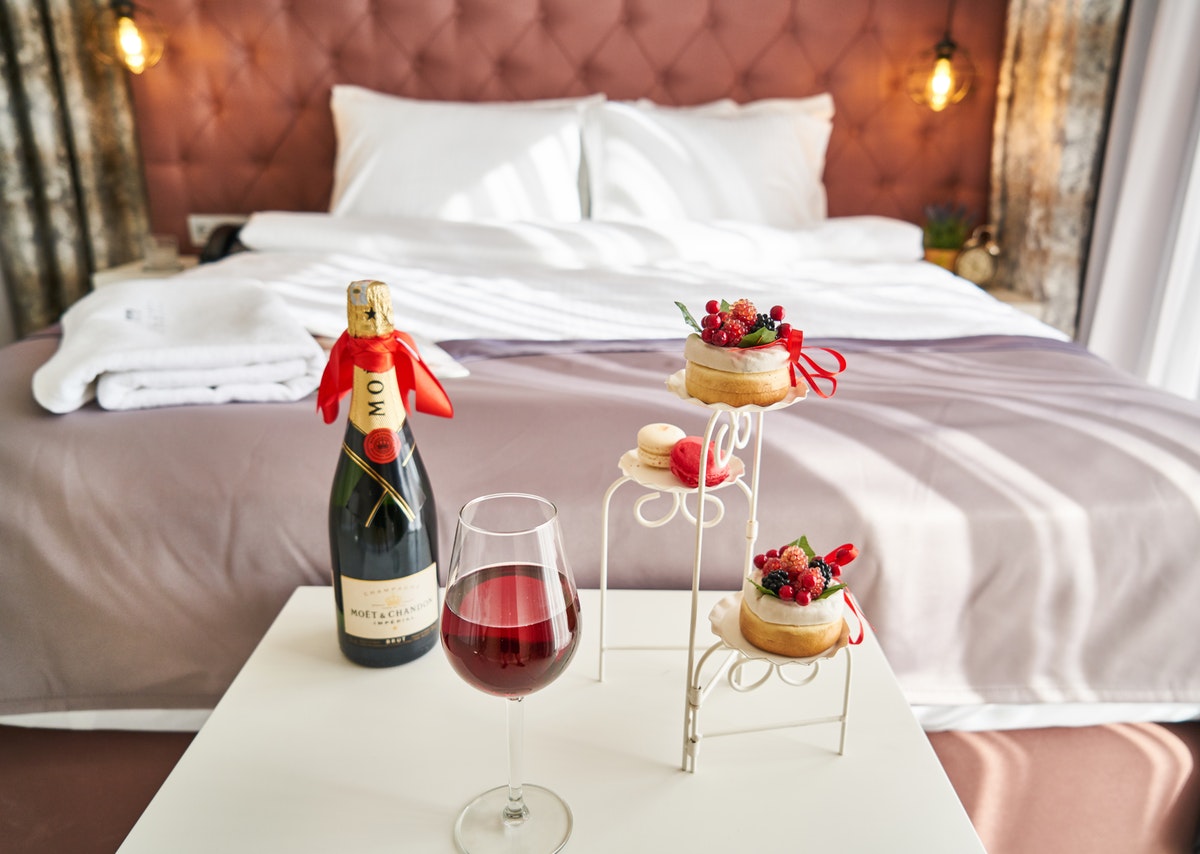 8 Steps To Maximize Your Overnight Staycation